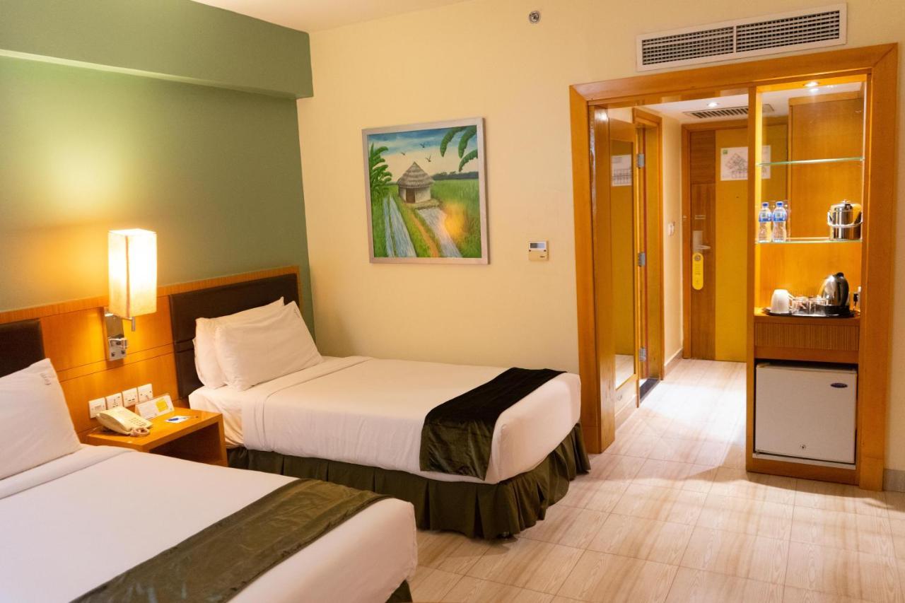 Holiday Inn Dar Es Salaam By Ihg Exterior photo