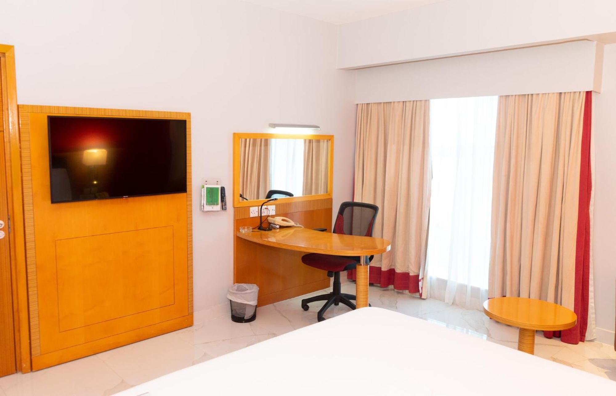 Holiday Inn Dar Es Salaam By Ihg Exterior photo